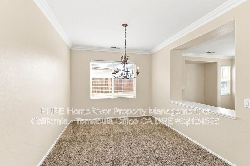 31281 E Pointe Ct - Photo 3 of 16