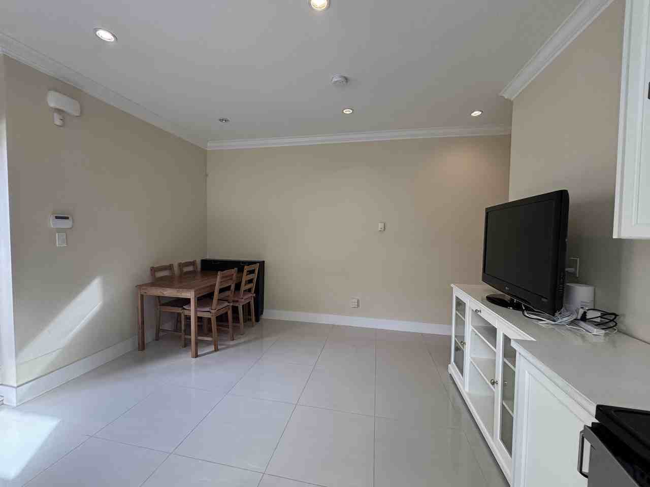 5775 Kitchener Street - Photo 5 of 20