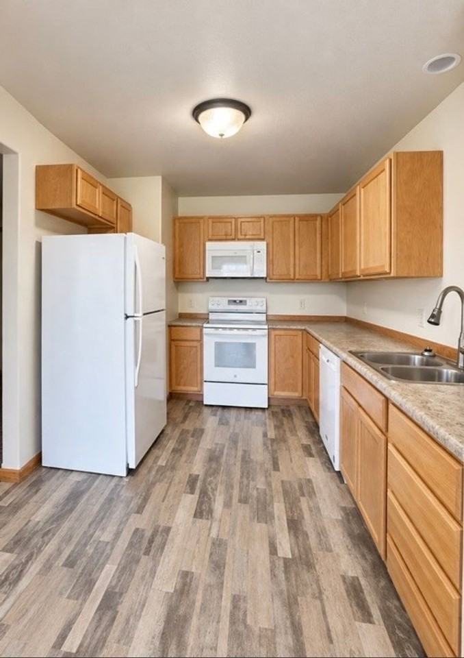 804 Nighthawk Dr - Photo 6 of 12