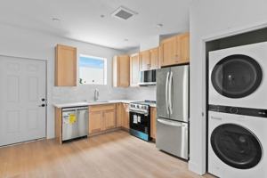featured image of 3518 Oak Glen Ln