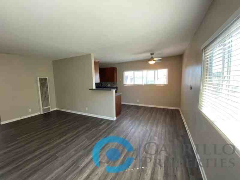 4774 Mansfield St #5 - Photo 4 of 17