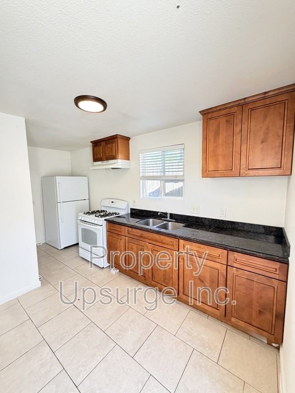 1794 6th Ave - Photo 5 of 10