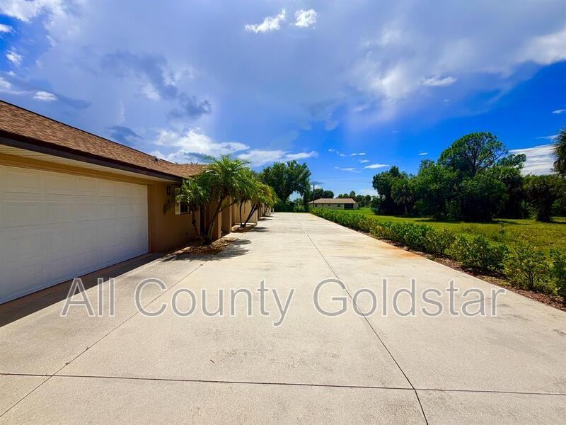 213 Rotonda Blvd W #C - Photo 5 of 5