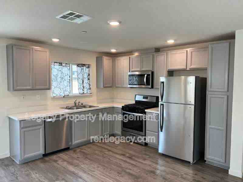 4360 White Ash Ln - Photo 7 of 36