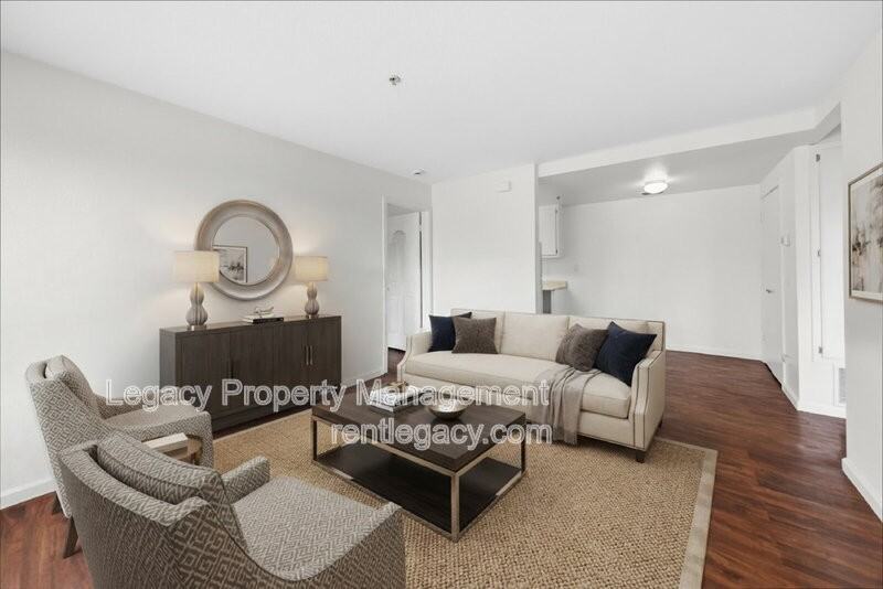 2630 Darwin St #11 - Photo 5 of 18