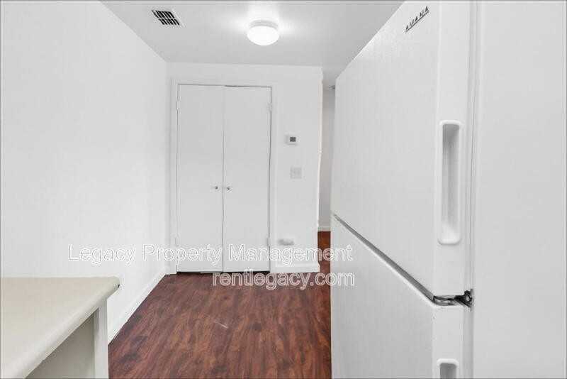 2630 Darwin St #11 - Photo 7 of 18