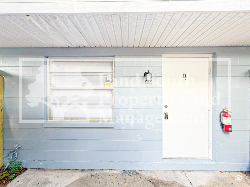 817 W Carole St #11 - Photo 2 of 12