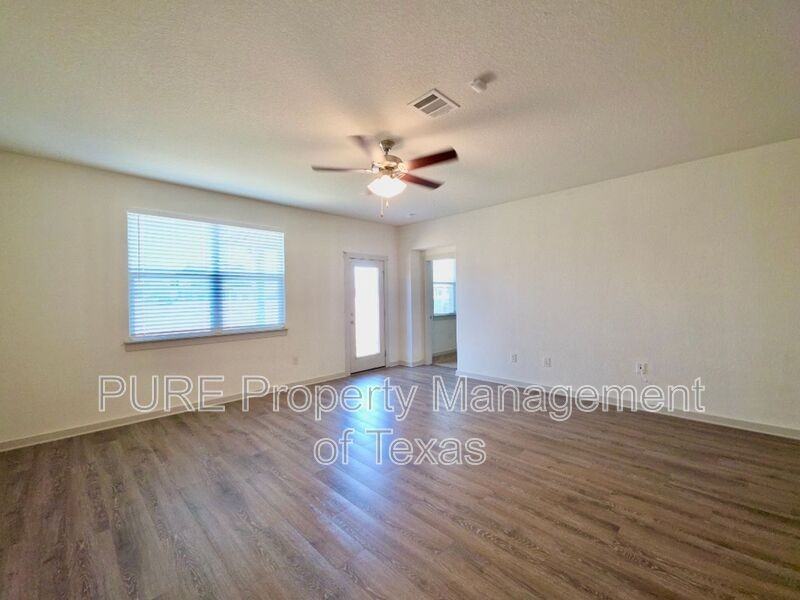 14301 Mc Arthur Dr - Photo 3 of 27