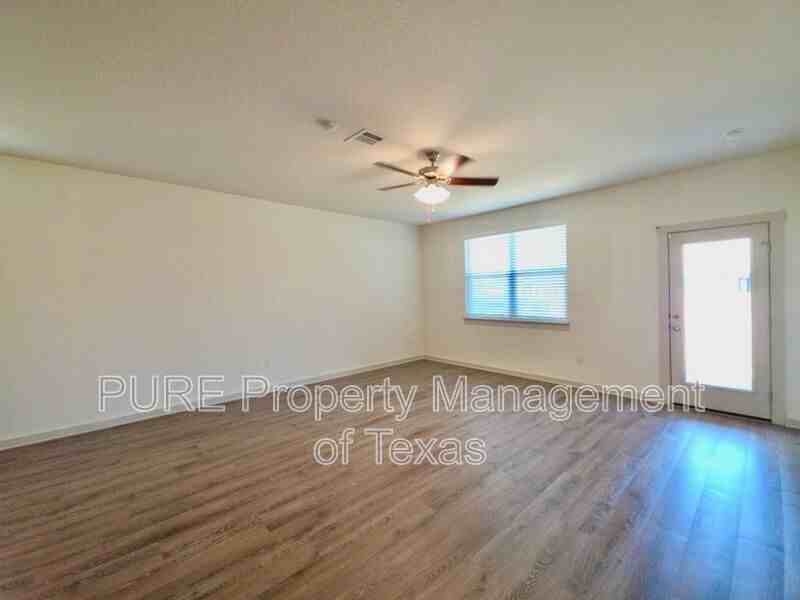 14301 Mc Arthur Dr - Photo 4 of 27