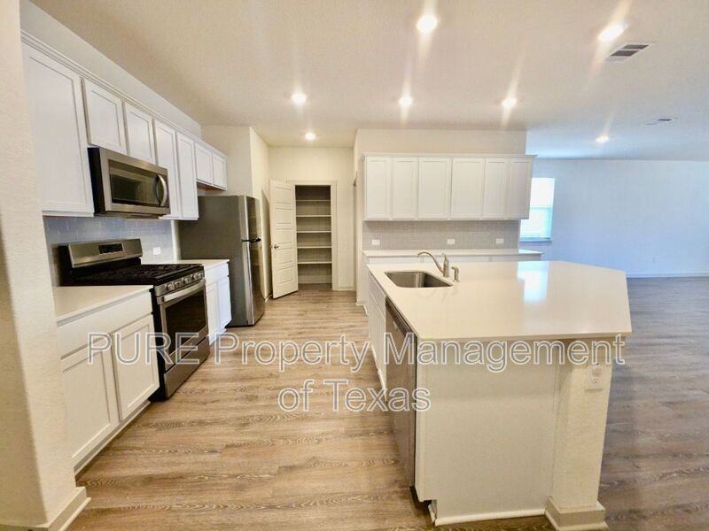 14301 Mc Arthur Dr - Photo 6 of 27