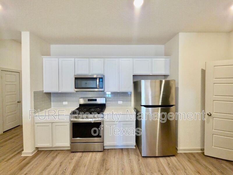 14301 Mc Arthur Dr - Photo 7 of 27