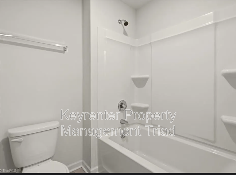 7448 Buckpasser Dr - Photo 5 of 49