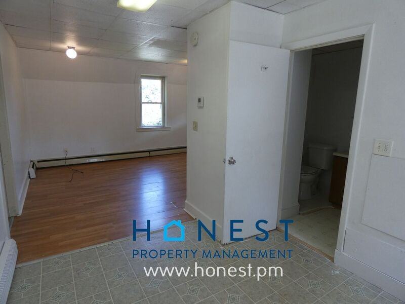 1 Jefferson St #2 - Photo 3 of 21