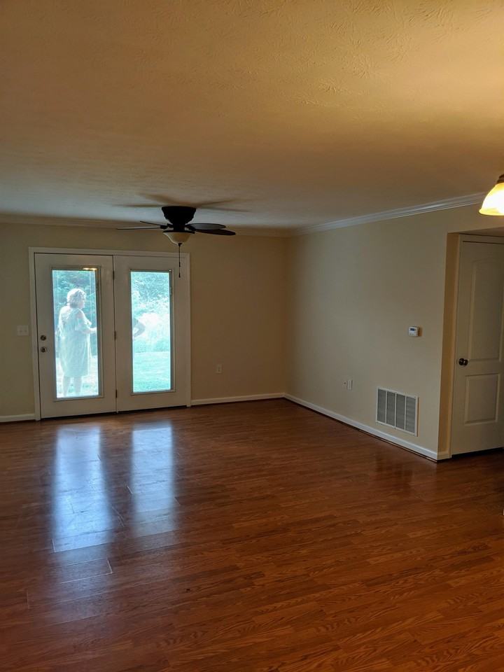 Chariot Run Apartments - Photo 2 of 40