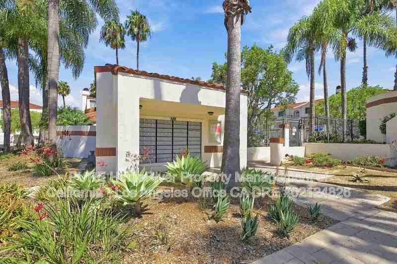 2931 Plaza Del Amo #25 - Photo 4 of 38