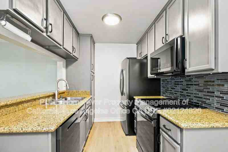 23302 Marigold Ave #Y102 - Photo 5 of 21