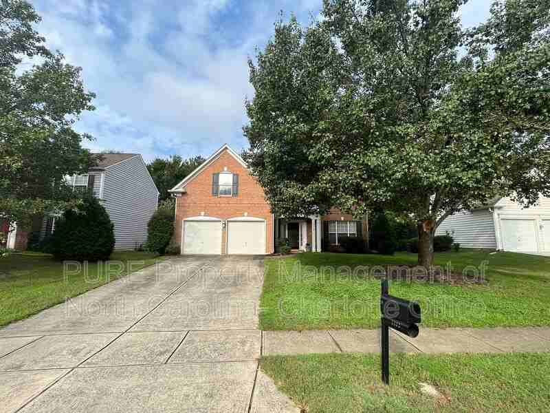 8903 Darcy Hopkins Dr