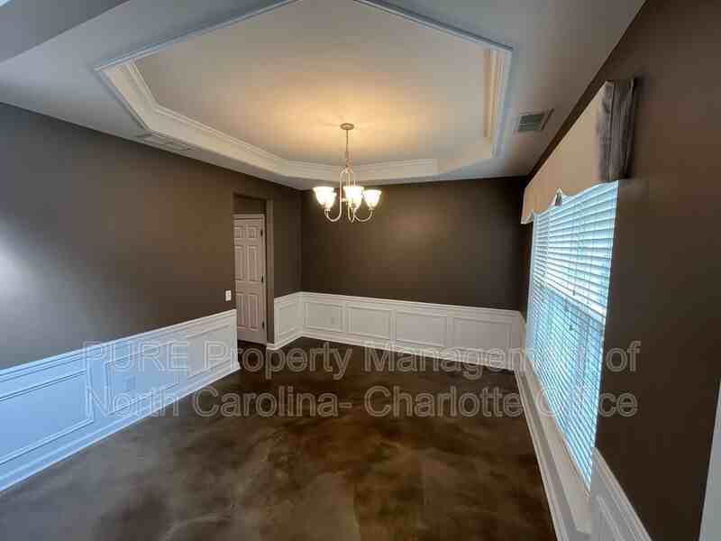8903 Darcy Hopkins Dr - Photo 6 of 30