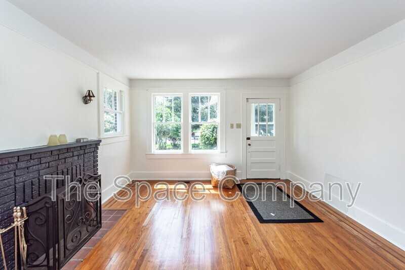 25 8th Ave - Photo 7 of 33
