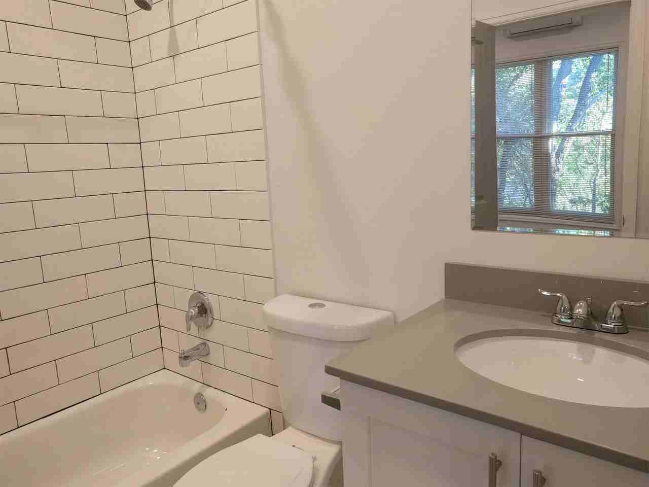 402 N. Center Street - Photo 5 of 39