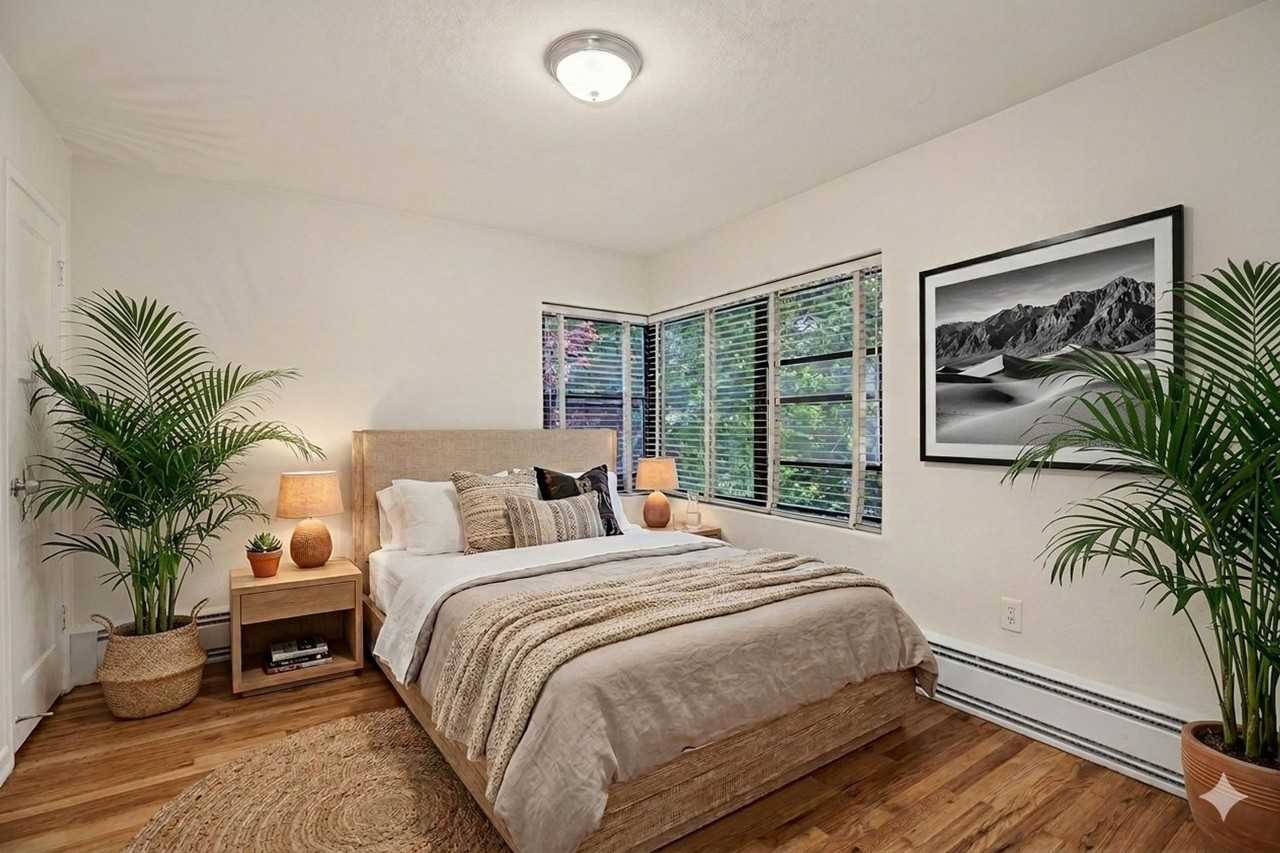 Bay Ridge Court - Photo 7 of 30
