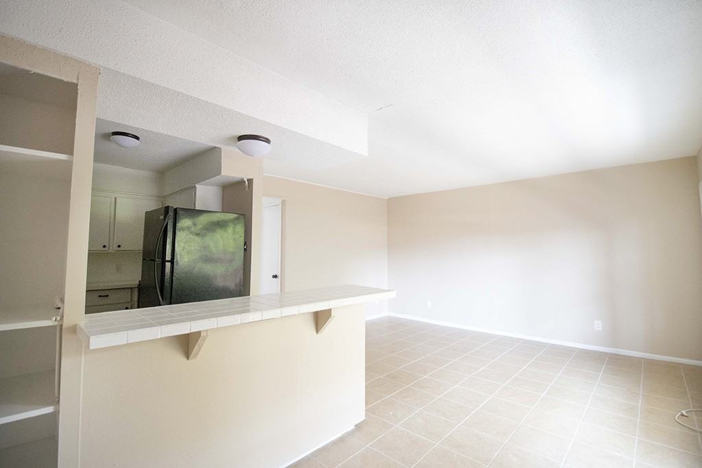 9607 Marlive - Photo 2 of 13