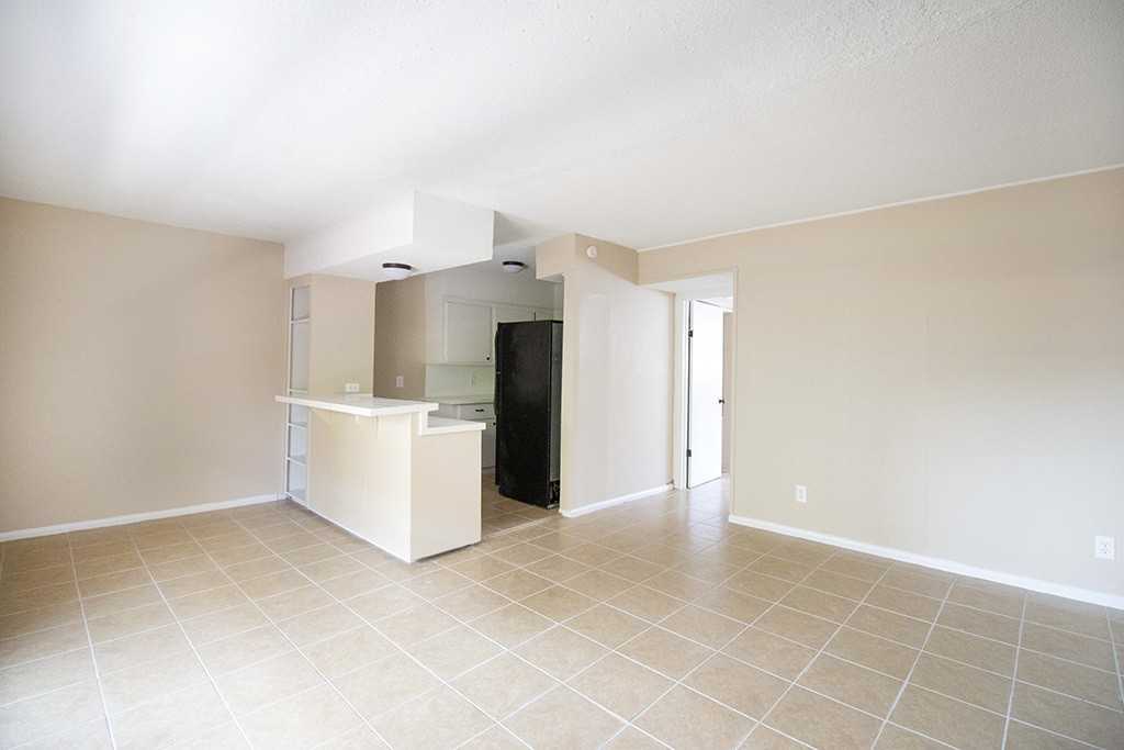 9607 Marlive - Photo 3 of 13