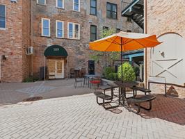 featured image of 109 E Maumee St
