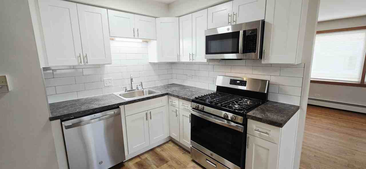 5829-31 W 63rd St - Photo 2 of 19