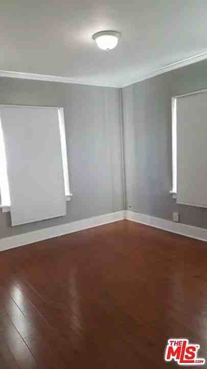 4110 Griffin (World Capital Holdings) - Photo 4 of 8