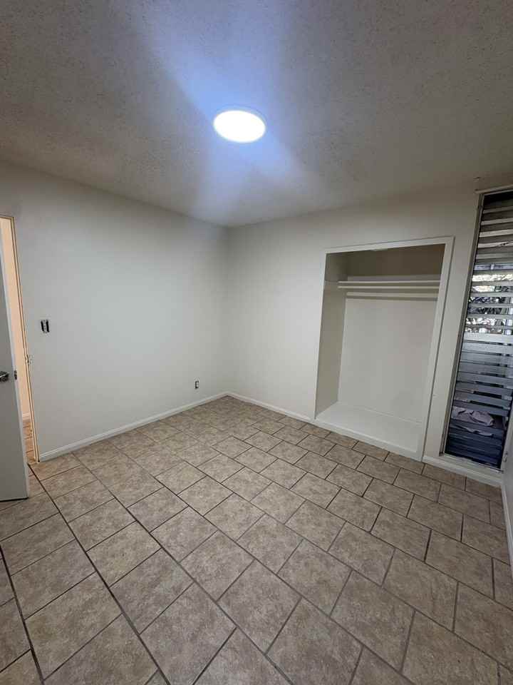 631 West Channel Islands Boulevard - Photo 7 of 10