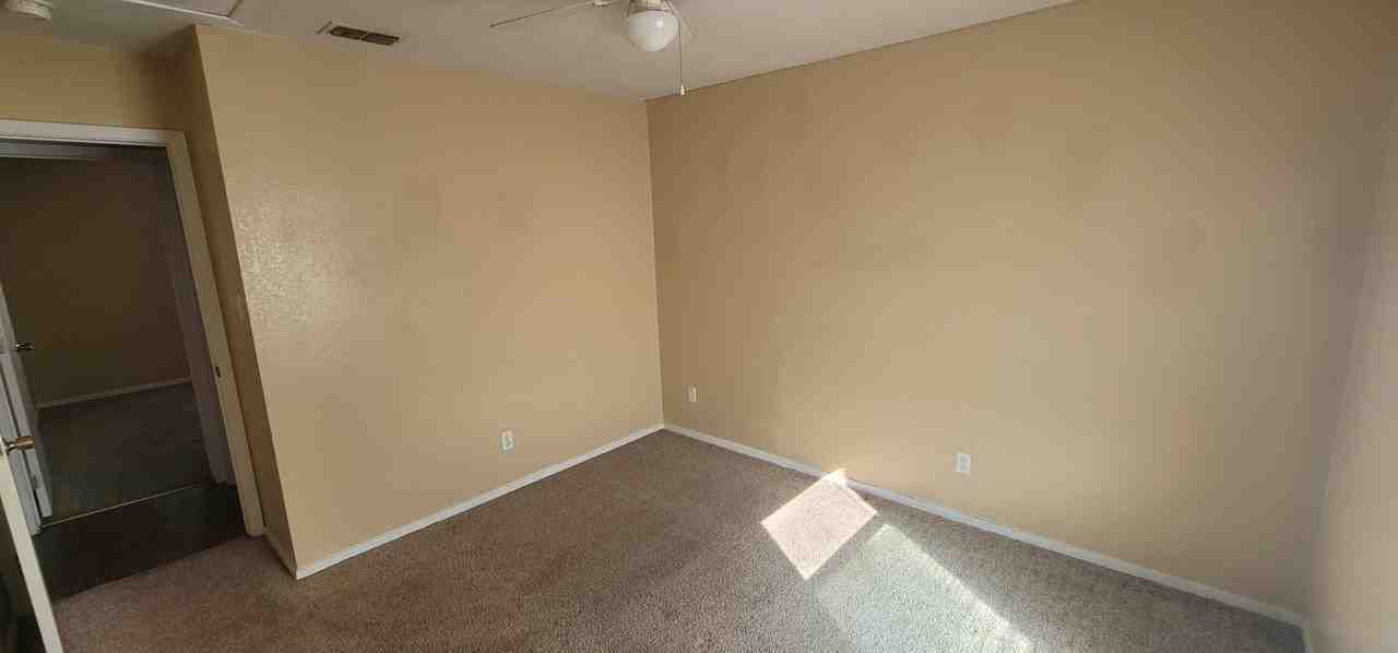 North Ridge Apartments - Photo 5 of 36