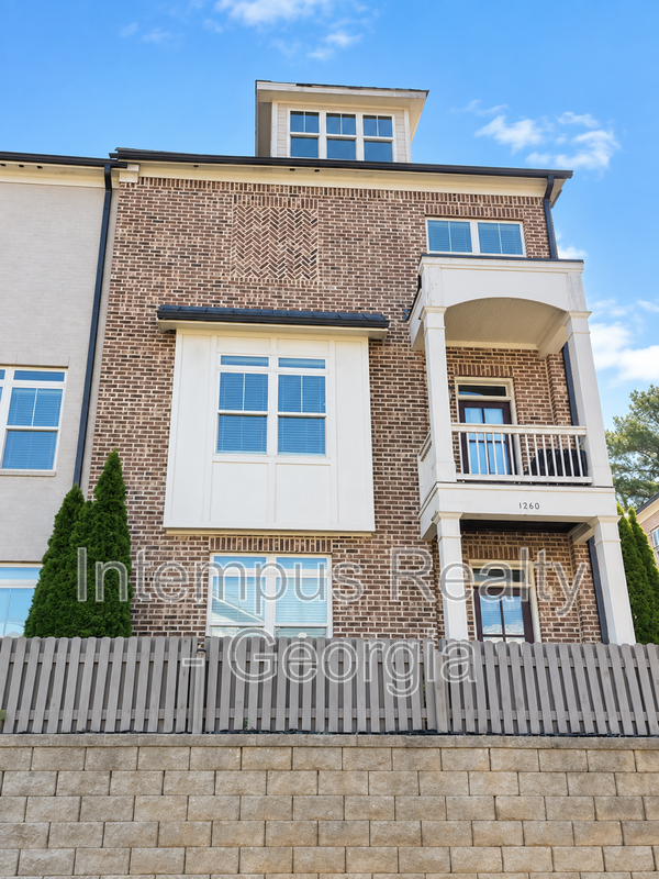 1260 Stone Castle Cir Se