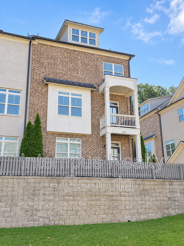 1260 Stone Castle Cir Se - Photo 2 of 43