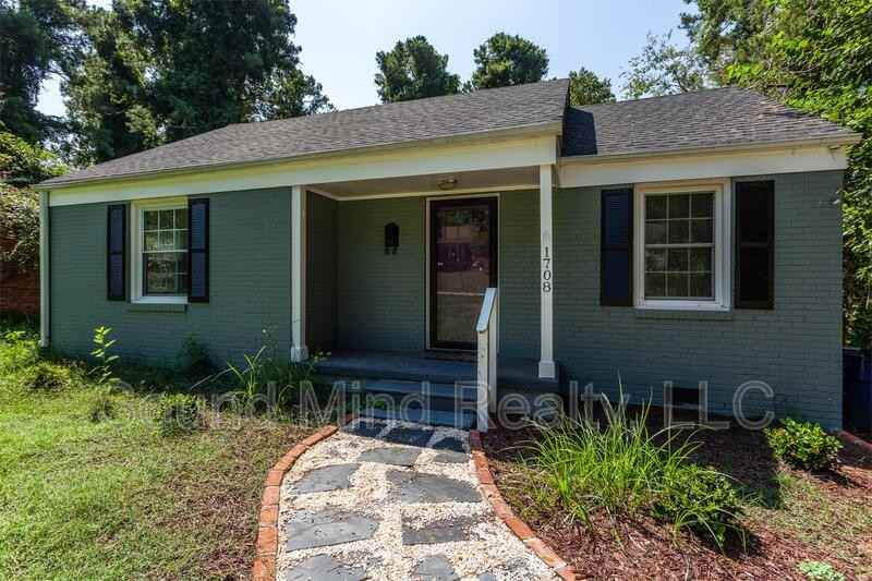1708 Dallas St - Photo 2 of 25