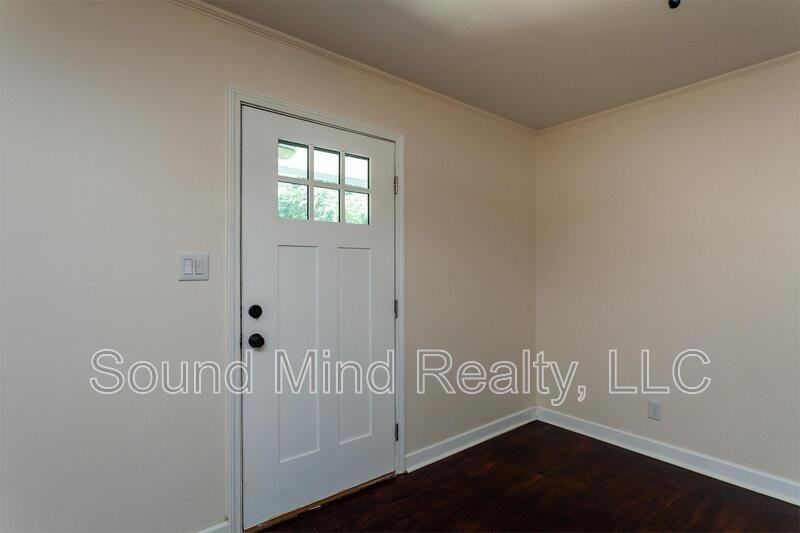 1708 Dallas St - Photo 5 of 25