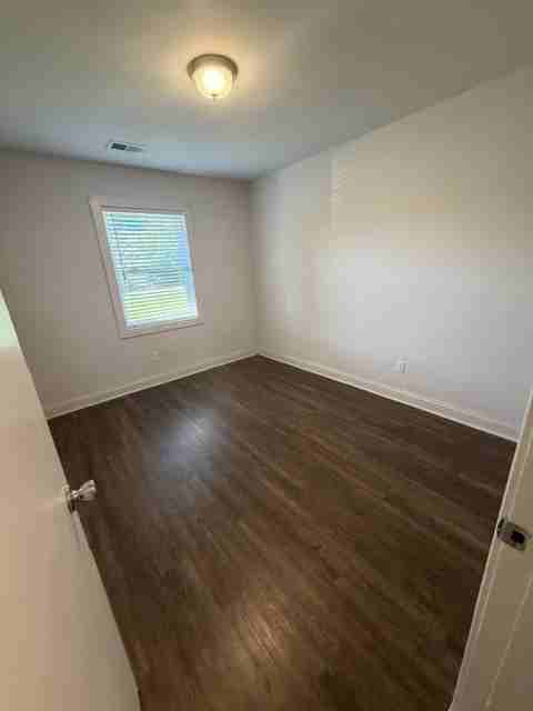 Memminger Avenue - Photo 4 of 11