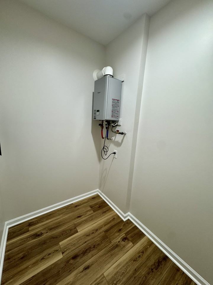 16592 Jamilynn Drive - Photo 2 of 10