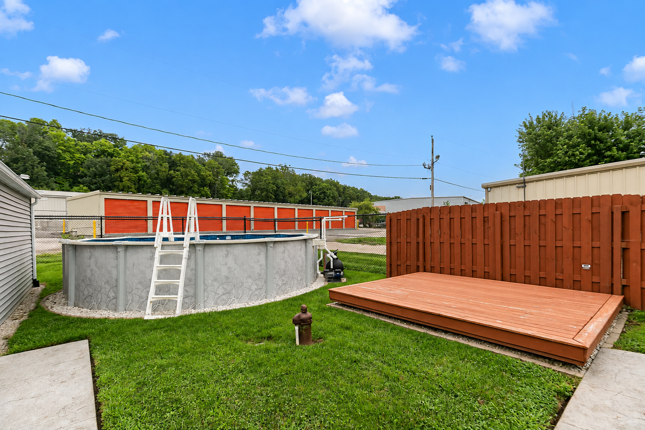 2621 47th Ave - Photo 7 of 12
