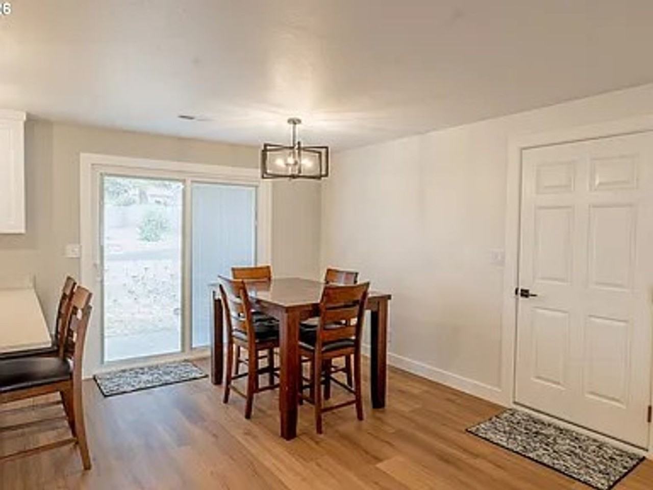 535 Oak Ter - Photo 7 of 26