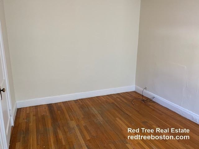 25 Walbridge St #18 - Photo 4 of 18