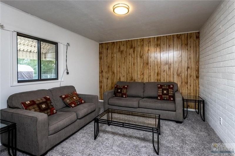 824 Avenue C - Photo 6 of 10