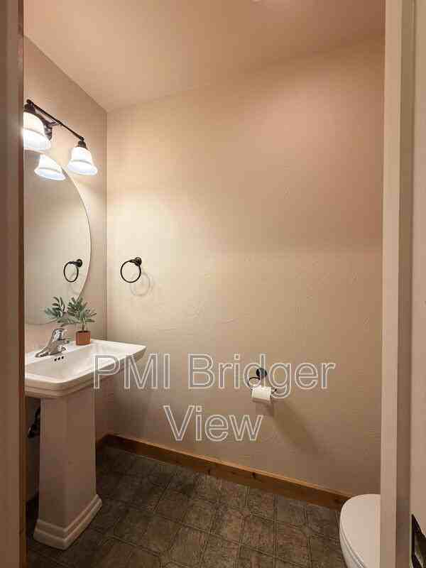 3147 Cattail St #B - Photo 6 of 21