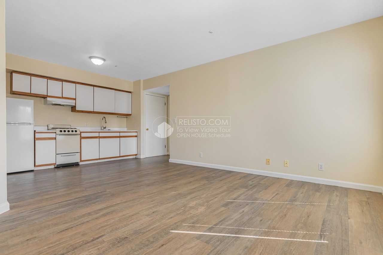 2590 3rd St #F - Photo 4 of 15