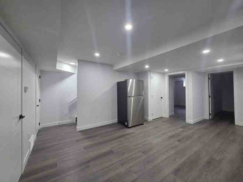 9925 222a St Nw #BS - Photo 3 of 9