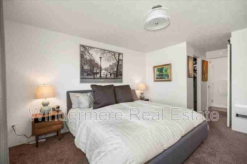 214 W 6th Ave - Photo 2 of 9