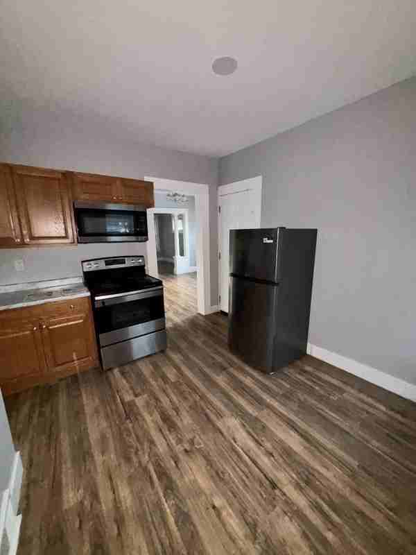 10103 Lamontier Ave - Photo 5 of 7