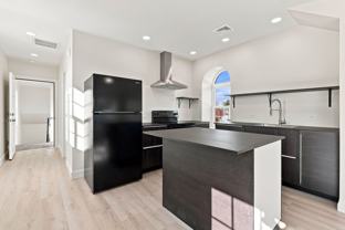 740-742 W Vine St - Photo 1 of 1