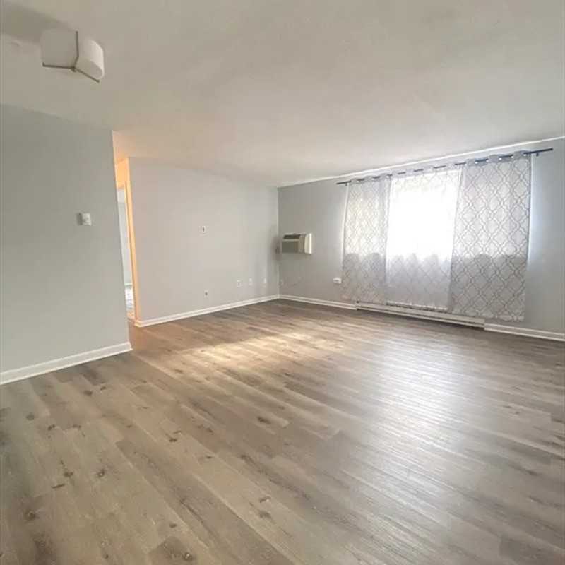 11 Weld St #14 - Photo 2 of 16