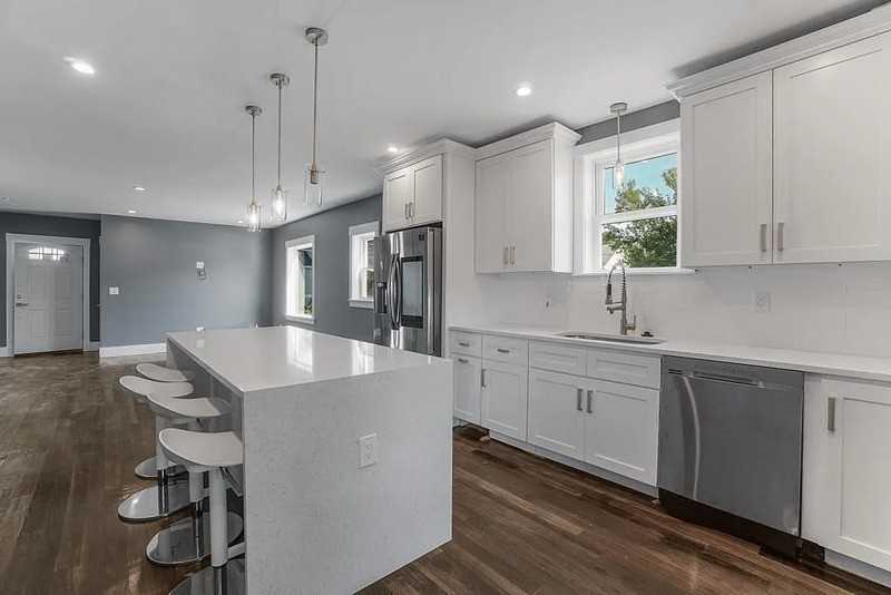 19 Harrison St #1 - Photo 5 of 17